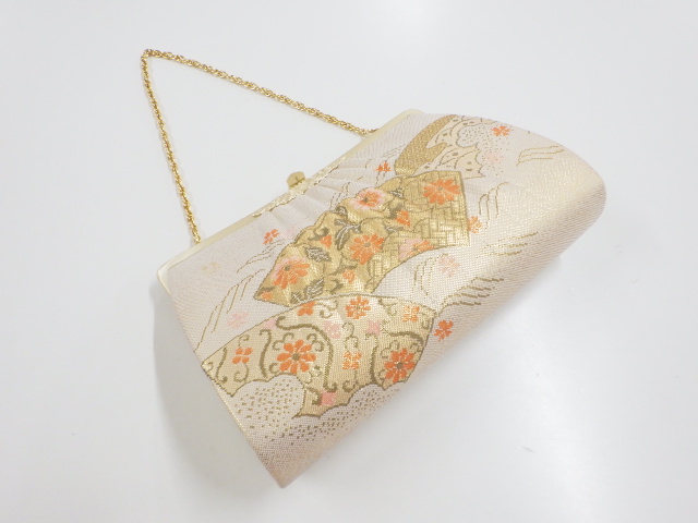 リサイクル　金糸地紙に花模様織り出し和装バッグ